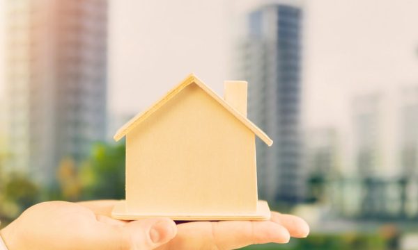 Role of legal advisory in real estate project management
